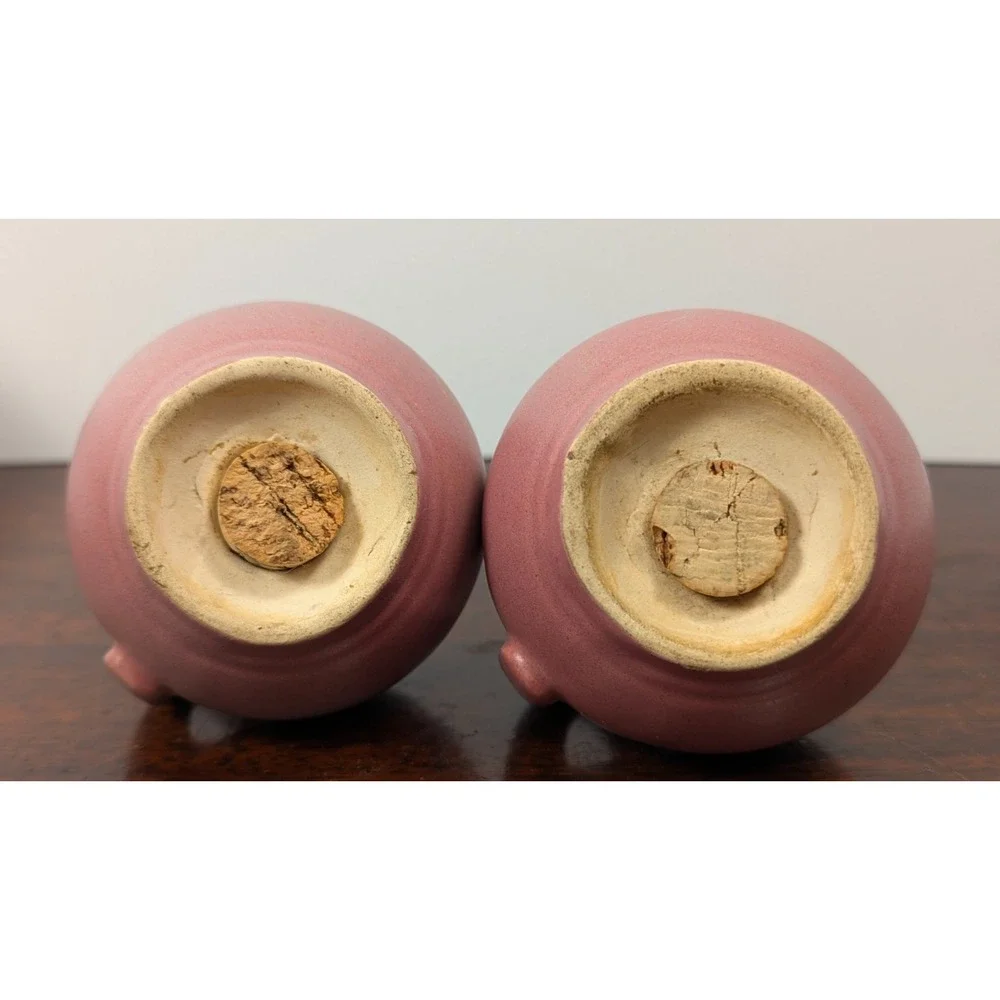 Vintage 1950s Pink Speckled Pottery Ball Jug Salt & Pepper Shakers with Cork